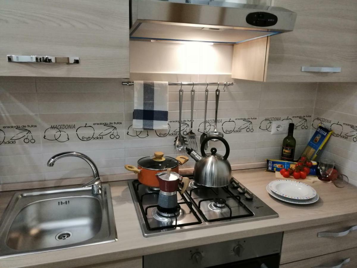 Ad Un Passo Dal Duomo "2" Διαμέρισμα Νάπολη Εξωτερικό φωτογραφία