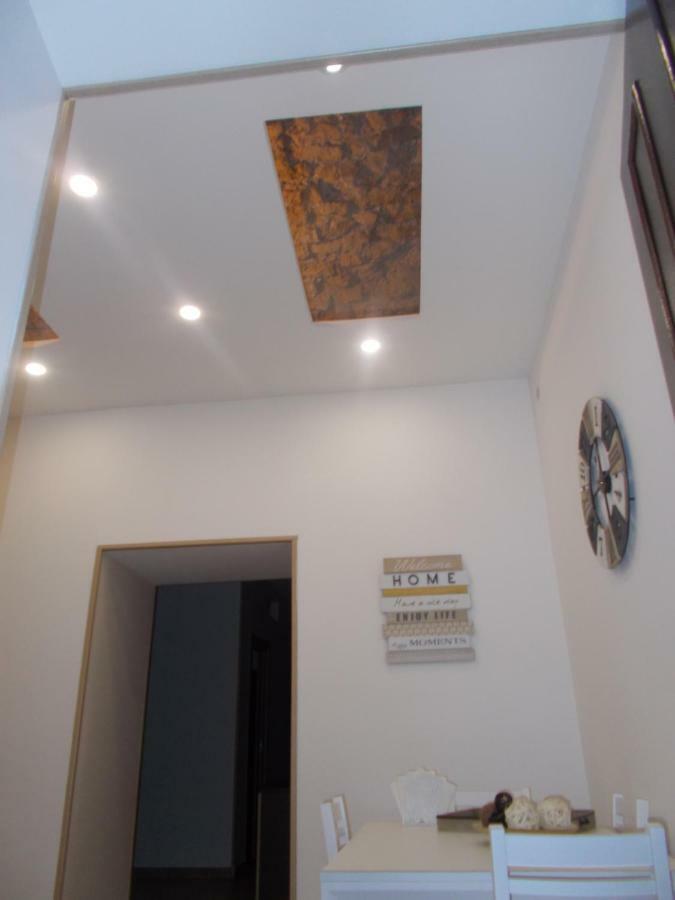 Ad Un Passo Dal Duomo "2" Διαμέρισμα Νάπολη Εξωτερικό φωτογραφία